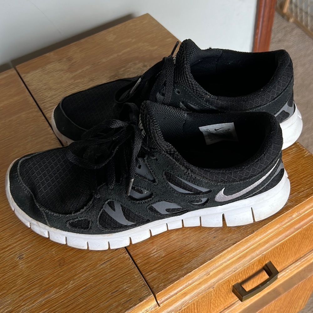 Men’s Nike Free Run size 10.5